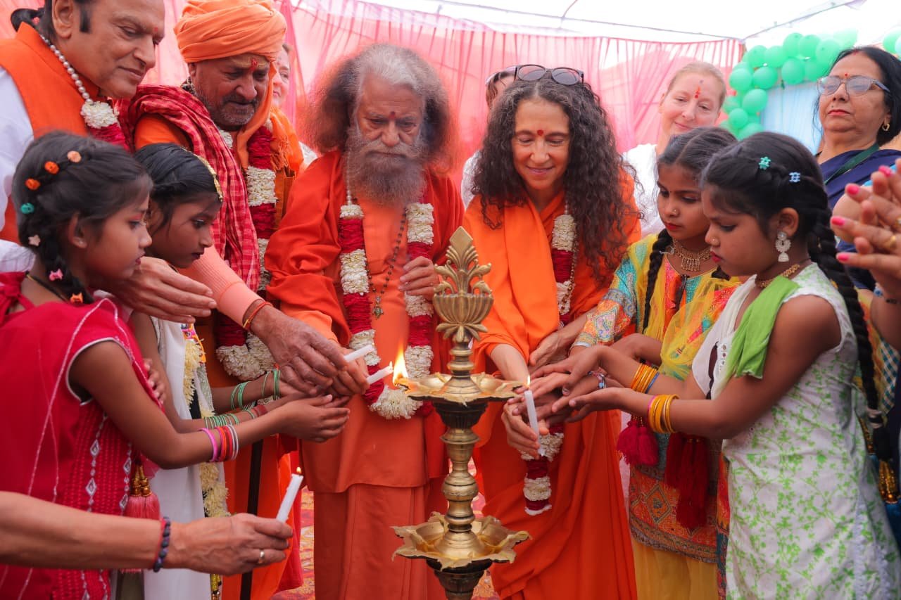 परमार्थ विद्या मन्दिर में मनाया सेवा महोत्सव