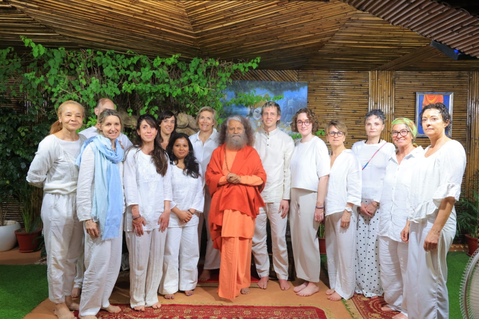 पूज्य स्वामी चिदानन्द सरस्वती जी महाराज से भेंट कर उनका पावन आशीर्वाद प्राप्त किया एवं अपनी आध्यात्मिक जिज्ञासाओं का पाया समाधान